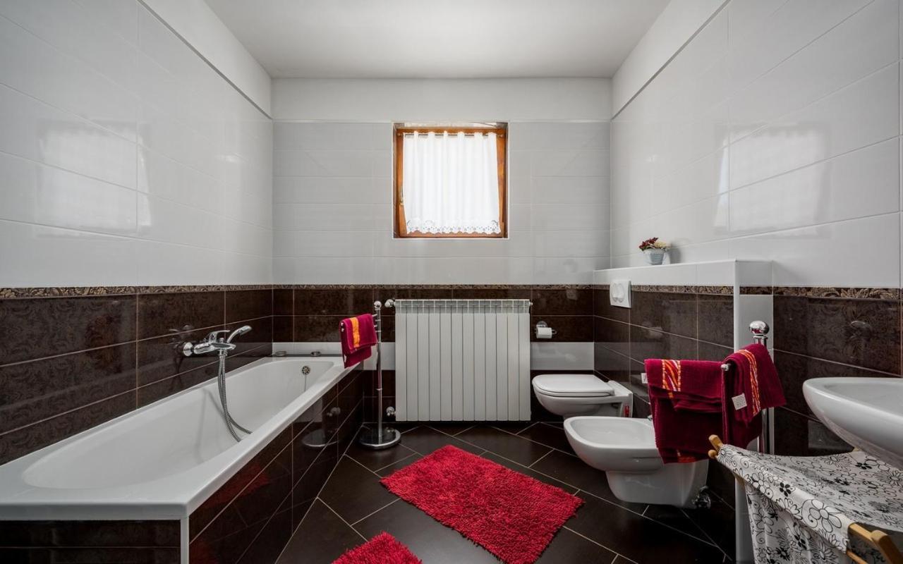 Iva House With Apartment Umag Exteriér fotografie