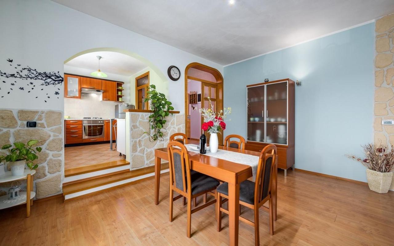 Iva House With Apartment Umag Exteriér fotografie