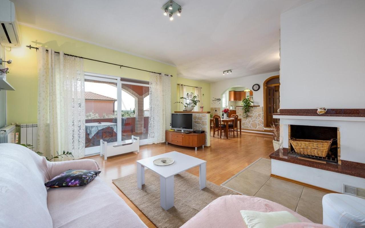Iva House With Apartment Umag Exteriér fotografie